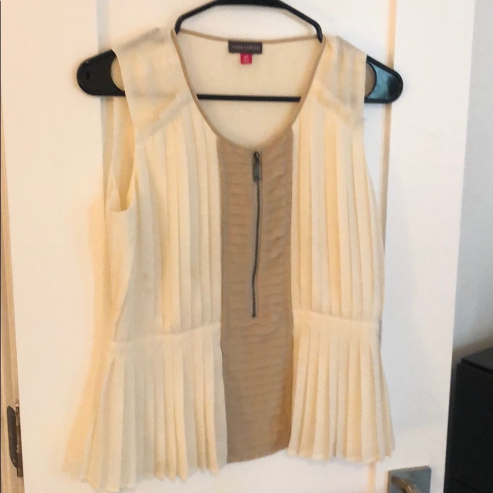 Vince Camuto top